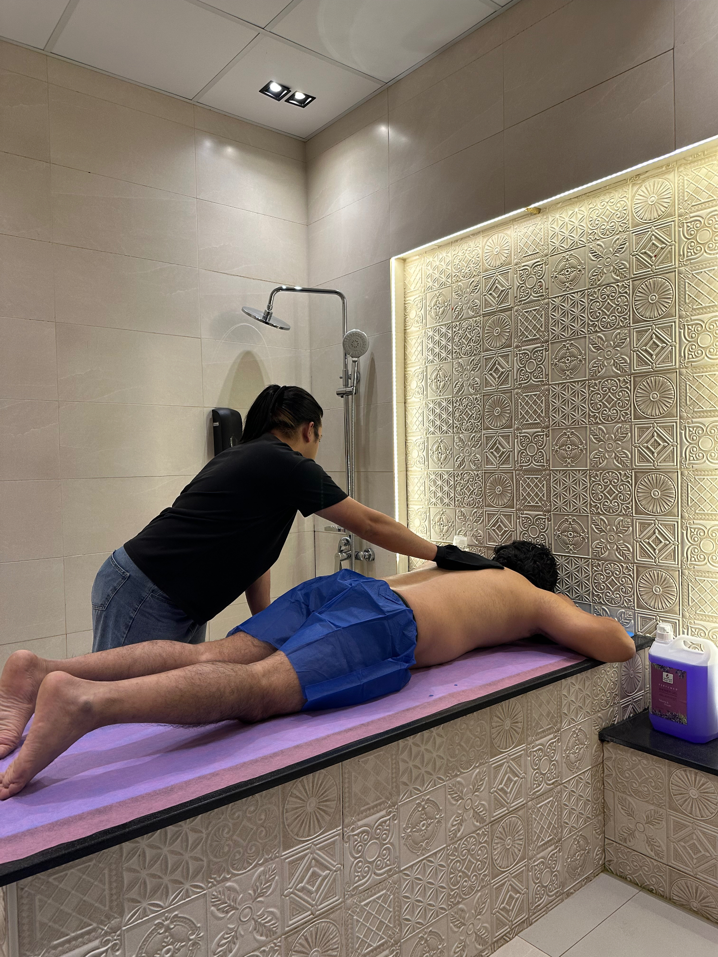 Moroccan bath massage at Relaxxa