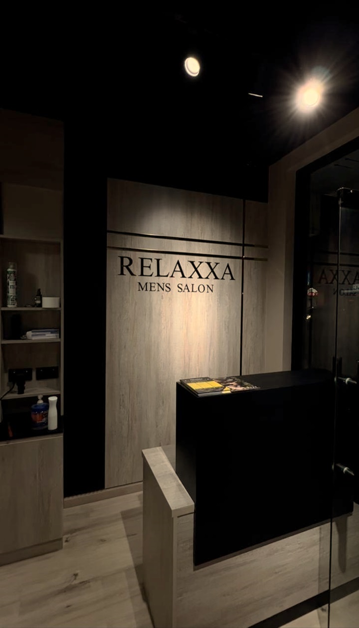 Relaxxa Mens Salon reception